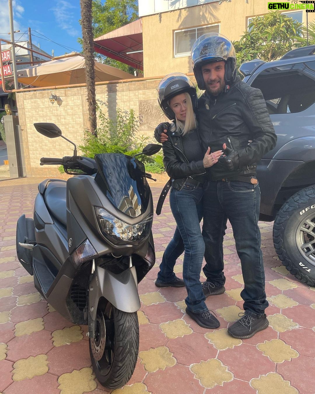 Artem Karokozyan Instagram - А у нас скоро будет лялька 🤰🏼