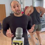 Artem Karokozyan Instagram - Интервью у качка! #интервьюкачка