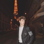 Artur Babich Instagram - на обложку журнала сойдёт? или максимум сканворды для бабушек?!🫣 📸 @photo.with.dali París, France