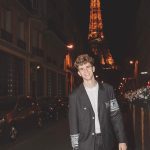 Artur Babich Instagram - на обложку журнала сойдёт? или максимум сканворды для бабушек?!🫣 📸 @photo.with.dali París, France