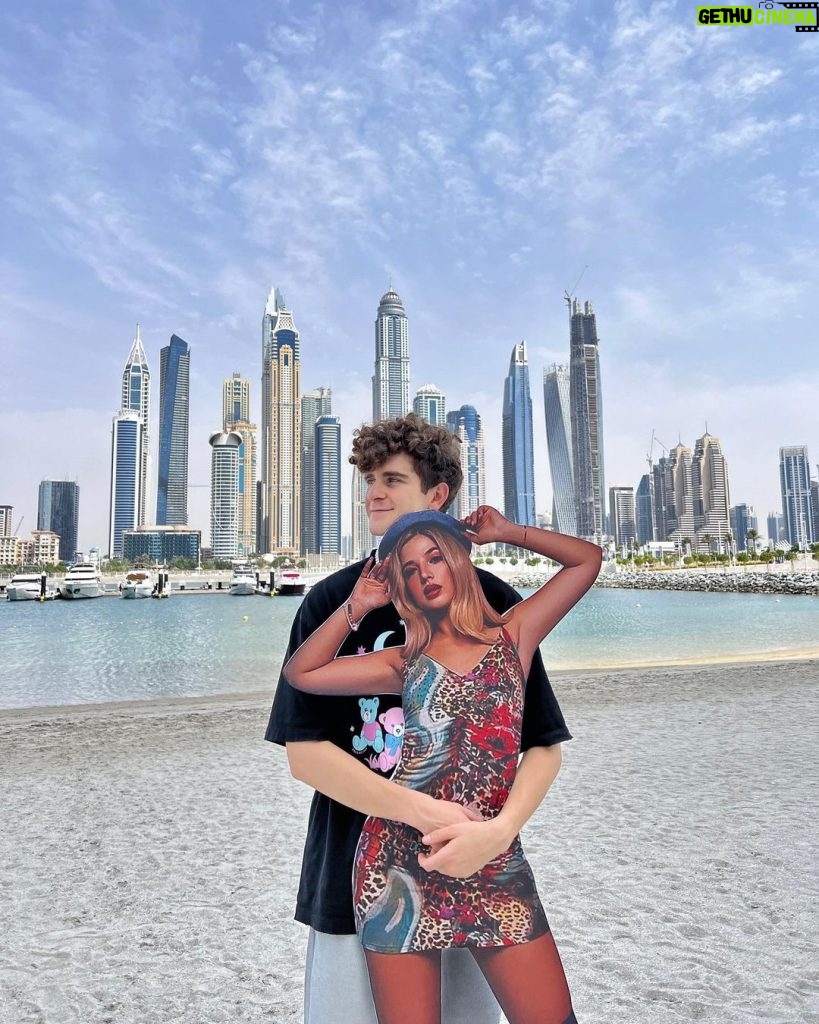 Artur Babich Instagram - провёл своё день рождения с женой в Дубай))❤️ Dubai, UAE