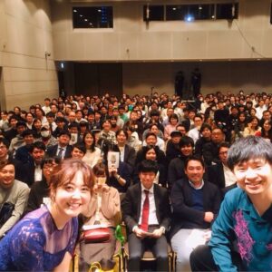 Asami Miura Instagram - ...
#犬も食わない話
#若林さんとわたし
#おみやげのシール
#メニュー
#皆さまからいただいたアンケート
オードリー若林さんとのトークライブ‼︎‼︎‼︎
来てくださった皆さま、ありがとうございました。
わたしも、皆さまとともに
記憶を犬に食われてしまい‥何を話したんだっけ‥⁇
でも、楽しくて、夢のような時間だったことは
はっきり覚えています。☺️
申し込んでくださったのに、
チケット、当たらなかった皆さま、
ごめんなさい‥
日テレ公式YouTubeで
一部配信されることが決まりましたので、
後日お知らせしますね。
また、できたらいいなぁ‥
若林さんに、
お願いしてみよう‼︎
#春日さんがこっそり来てくれていた‥
