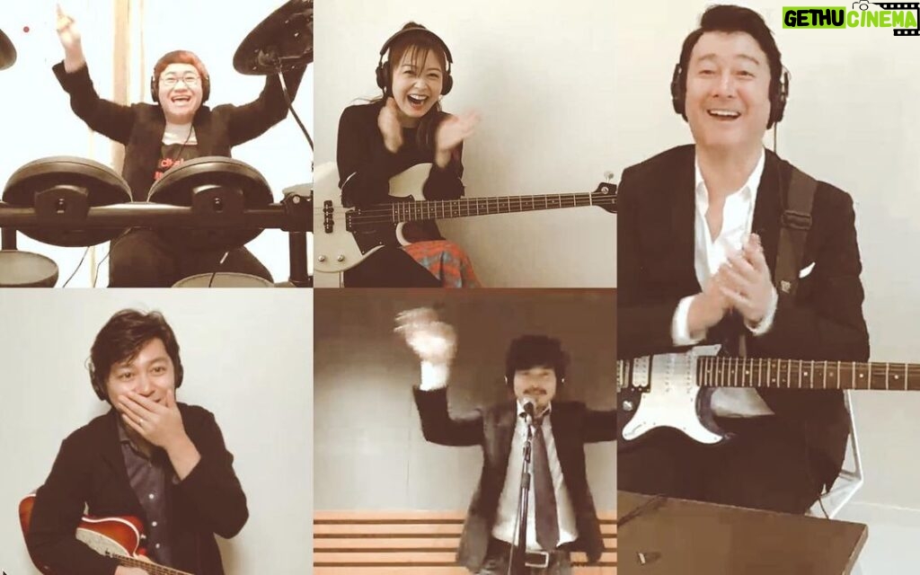 Asami Miura Instagram - ... #バンドやろうぜ #スッキリ #悲しみの果て #エレファントカシマシ 見てくださって、 ありがとうございました。 みんなで合わせたら、 1人で練習していたときの 10000倍楽しかった。 宮本浩次さんがきてくださった。 驚きと嬉しさでわけがわからなくなりました。 番組最後に解散しちゃう スッキリが大好きです。 #でもきっといつかまた #リモート本番直後のみんなのかお