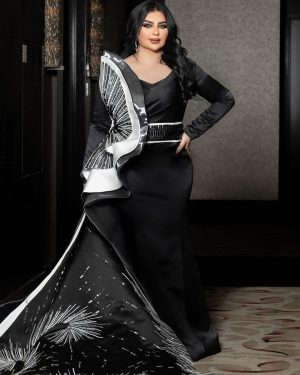 Aseel Hameem Instagram - حفل تكريم فخم استقبال اكثر من راقي
جزيل الشكر هيئه الترفيه وكل الحب والتقدير الى معالي المستشار تركي ال شيخ على اهتمامه باالحركه الفنيه الثقافيه شكرا جمهور السعوديه الحبيب 🇸🇦💚 @turkialalshik 

كل الحب الى تعبو في كل تفاصيل اطلالتي لتكريم #joyawards2023 ✨

#اصيل_هميم 

Thanks  for the Amazing international designer @robertabinader for this Amazing custom made dress 👗💫
Styled by @ziadalsaleh 

Make up @fouz_alzabidi 
Hair @aminahair 

Photo @reemaphoto_ 💎 ‏💎 @damasjewellery
