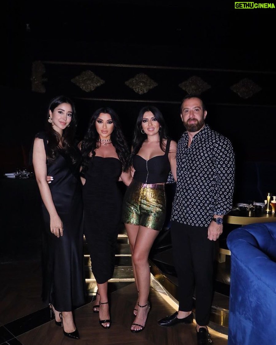 Aseel Omran Instagram - Collecting happy memories 🖤 Happy birthday Heba 🎂
