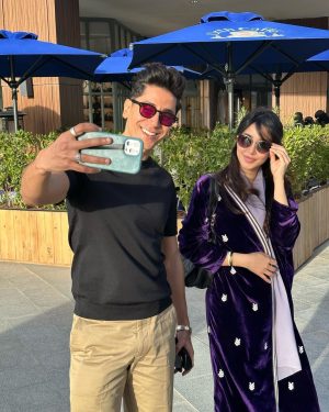 Aseel Omran Instagram - الناس الجميلة روحها ما يغيرها الوقت ….
أيمن وأخيراً الرياض تجمعنا بعد سنين 😄