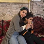 Aseel Omran Instagram - أول صورة بهالسنة مع حبيبي ولد اخوي 🥰 😒زين قدرت أمسكه ثواني🤦🏻‍♀️