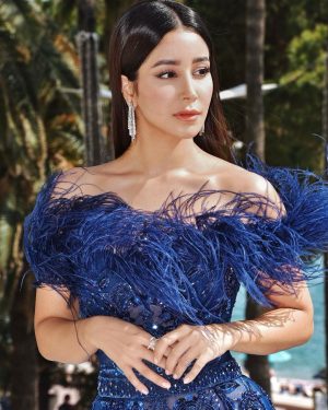 Aseel Omran Instagram - Minutes before hitting the carpet 💙

Stylist: @cedrichaddad
Dress: @zuhairmuradofficial
Jewelry: @marli
Photography: @ranifawazofficial 

#Cannes #CannesFilmFestival @lorealparis