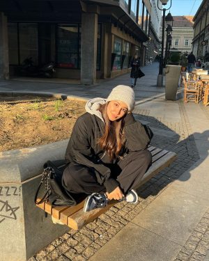 Aseel Omran Instagram - اعطي نفسك كل التقدير اللي تستحقه لأنك أكثر شخص تعرف صعوبة الطريق اللي قطعته👌🏼♥️