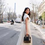 Aseel Omran Instagram - سحر باريس، أناقة #ديور وعفوية وجمال أسيل تعرفوا عن قرب على سفيرة دار ديور للشرق الأوسط #أسيل_عمران قبل حضورها عرض الدار لخريف وشتاء 2024. Paris, Dior elegance, and the beauty of Aseel. Get to know the ambassador of Dior for the Middle East, Aseel Omran, before her upcoming appearance. اعداد: @mayasabbah تصوير: @karlphotography