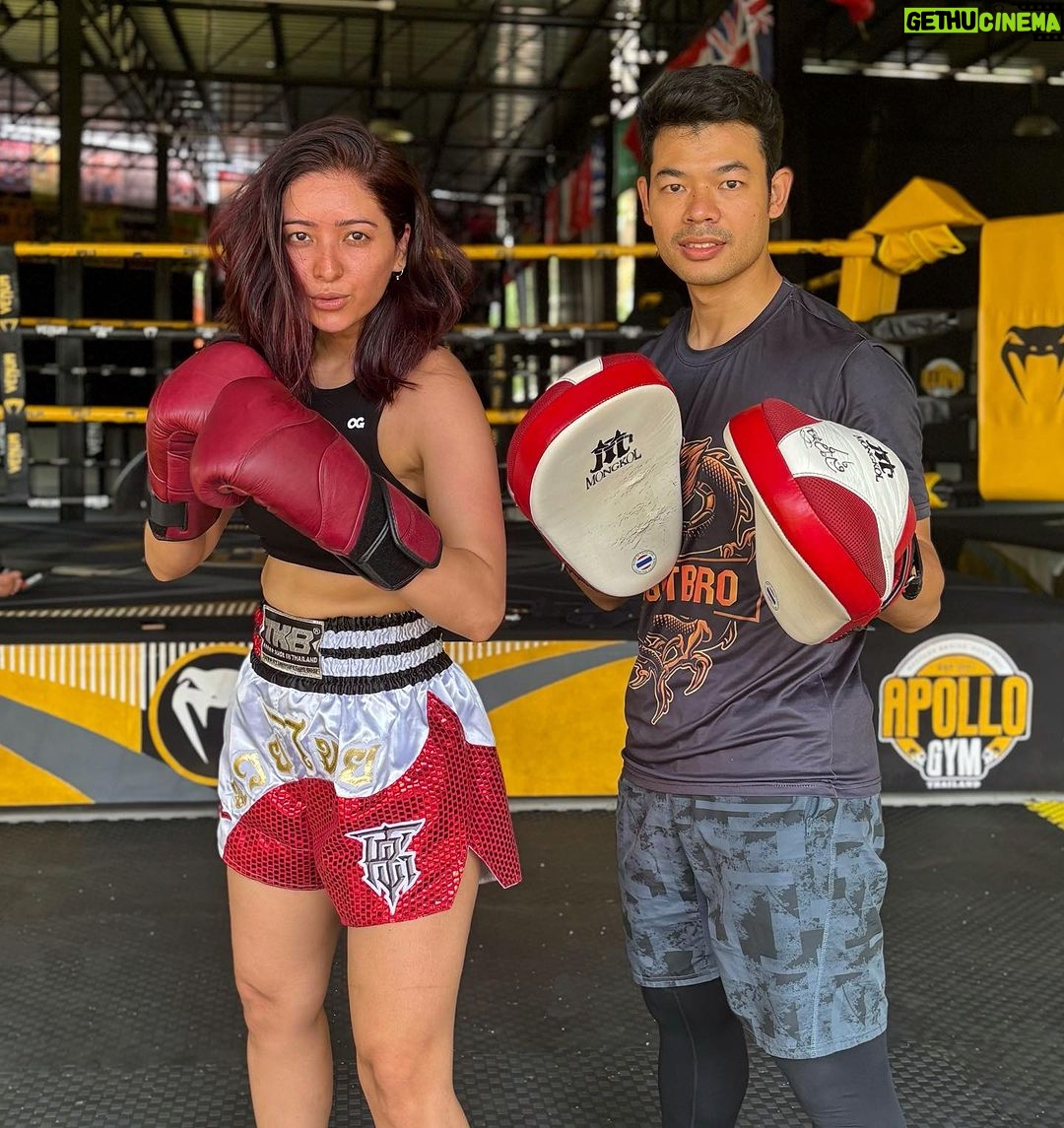 Asha Negi Instagram - Guiding me into the heavenly combat/leisure trip, coach @rohityson_ elevating the game for his fav/lazy student! Letsss goooo!!🔥🔥🔥 #livingthethuglyfe Phuket, Thailand