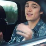 Asher Angel Instagram - Droptop paint matching my fit 🧊 #fliptheswitchchallenge