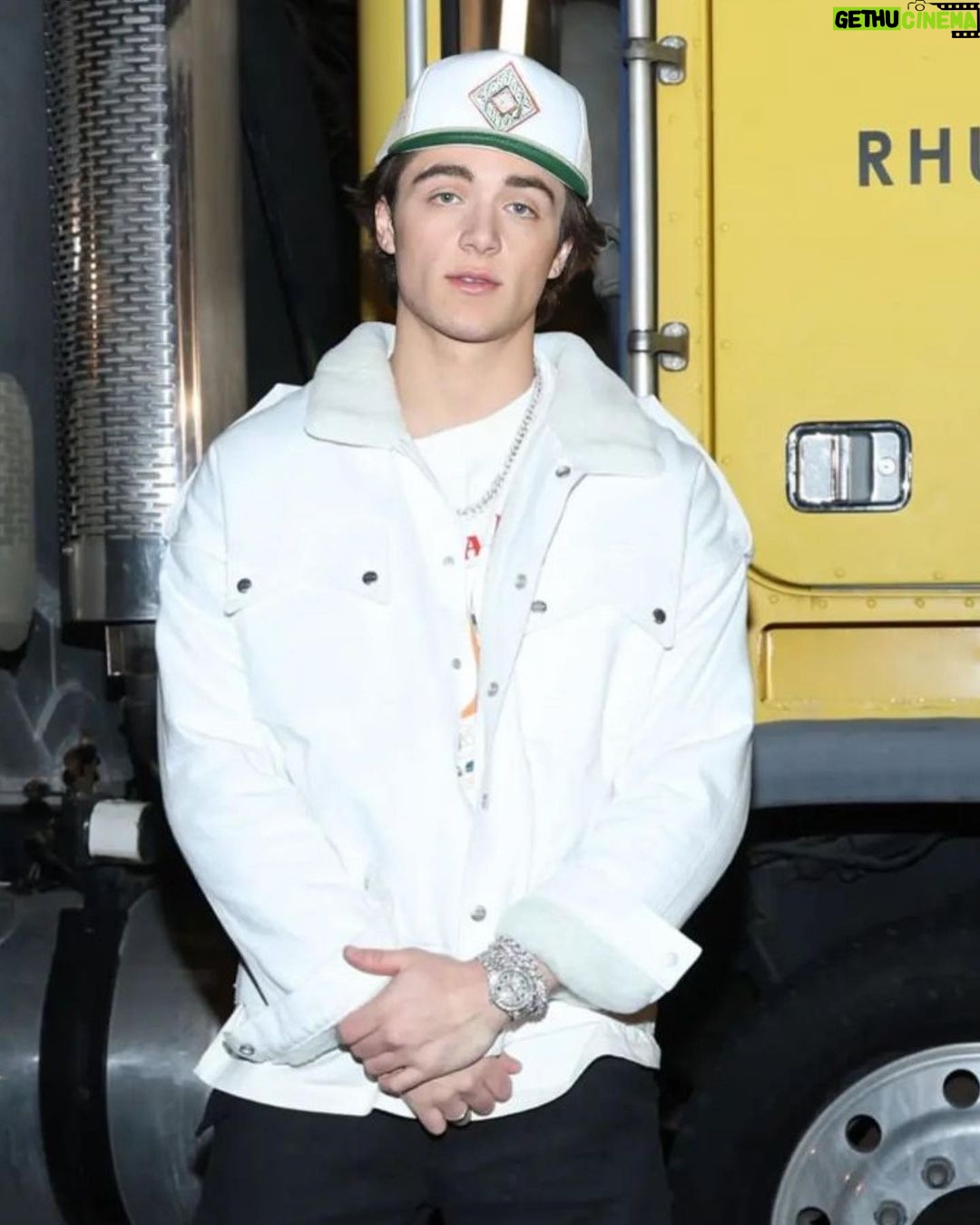 Asher Angel - 46.1K Likes - @rhude