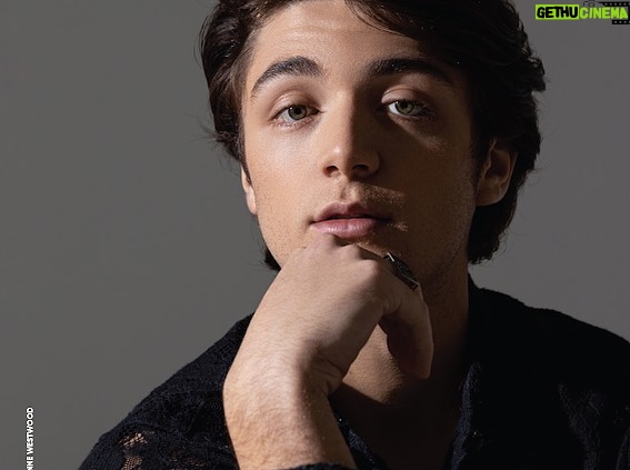 Asher Angel - 41.9K Likes - Photos: Ivan Yongqi Liu @ivanliu_
Stylist: John Thong Hoang Nguyen @jng_jng @ufoprhouse
Groomer: Kelly Goldsack
@kellygoldsackmakeup @exclusiveartists
Producer: Chrissy Wang @chrisladywang
Photo Assistant: Yvonne Chen @yvonnyc_
EIC + Words: Anthony Vu Cao
Publisher: Kinetic Media Group @kmgstudio
Photo Studio: APEX Photo Studios @apexphotostudios