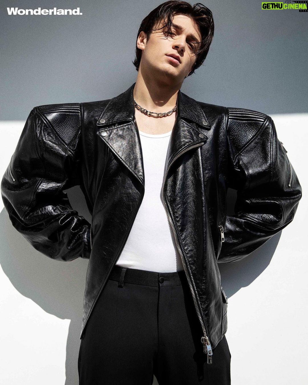 Asher Angel - 64.1K Likes - “My voice has evolved. It’s changed. I went through this long period of development, trying different sounds, what sounds good, what’s relatable to me, and what I think the fans will relate to. This is an ongoing process. I have so many songs in my repertoire and the volt – all these different sounds that I just can’t wait for the fans to hear.”
Taken from our Winter 22/23 issue, actor and musician @asherangel discusses how his artistry has changed since the early days and returning to the role of Batson in Shaz- am! Fury of the Gods, set to release in 2023.
Pre-order the issue now at wonderlandshop.com⚡
Photography by @douginglish at @ateliermgmt
Fashion by @luca_falcioni
Words by @aimee_phillips_
Grooming by @groomedbymichelleharvey at @opusbeauty
Editor @ella_b18
Art Director @livi.av
Production Director @bencrankbencrank
Producer @isabellacoleman_