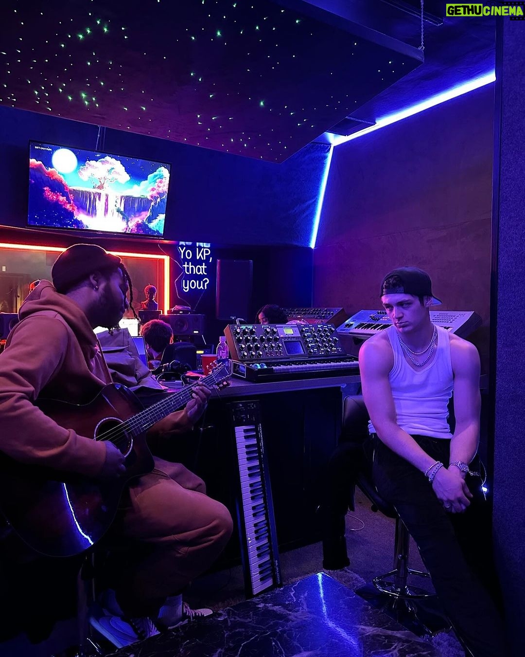 Asher Angel Instagram - grateful for the team