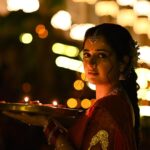 Ashika Ranganath Instagram - Feeling overwhelmed and loved! 🙏 Grateful for the incredible response to Varaalu on Disney hotstar ♥️ Messages pouring in from all over, and it’s all thanks to the amazing team and fans who believed in me! Lots & lots of loveeee #naasaamiranga