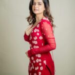 Ashika Ranganath Instagram - Inka Inka… 🎶🤍 Look 1 for Na Saami ranga promotions 🌸 Outfit @drc_hyderabad Styling @manogna_gollapudi Shot by @they_call_me_keshu Make up @makeuphairbyrahul Hair @paramesh_hairstylist
