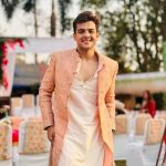 Ashish Chanchlani Instagram – Aaj mere yaaro ki shaadi hai❤️
