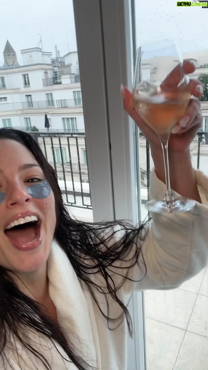 Ashley Graham Instagram - 🚀#SideHustlers IS OUT TODAY!!!!!🎉 Ahhhhhh! I am so excited to share this journey with all of you! All of Season 1 is now streaming on @therokuchannel! Click the link in my bio for instant access—no sign-ups needed! Currently tuning in from the @fsgeorgevparis in Paris 🥂 Let the #SideHustlers adventures begin!