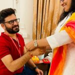Ashok H Choudhury Instagram - क्या लिखुं इसके लिये शब्दों के समंदर भी कम पड़ जाएँगे ,you are inspiration for millions,greatest soul ever born on this planet ,I wish you happy and blissful life ahead .always feel proud,safe and proud to just remember that you are my sister. Keep blessing us. We Care for you , We need you, सर्वव्यापी परमआत्मा, हे गुरुदेवसभी सभी जीवों के आधार, अनंत कोटि ब्रह्माण्ड के मालिक, सर्वोपरि-अद्वितीय-विश्व कल्याणकारी, ,आपसे शत् शत् वंदन करता हूं, की आपके शरीर, मन, आत्मा, रक्त की प्रत्येक बूंद, हर कोशिका व डीएनए एवं पूरे अस्तित्व को अपनी आरोग्य शक्ति, आध्यात्मिक ऊर्जा, सुरक्षा, प्रेम, मार्गदर्शन एवं कृपा दृष्टि से भरपूर कर दे । 🙏🙏🙏🙏🙏 Happy Birthday Didi 😇 @falguninanavati @prateekchalana @rumystic @miralnanavati @premrangrej @rangrej.divya