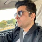 Ashok H Choudhury Instagram – आसमान के परे एक जहां है कहीं झूठ सच का वहां क़ायदा ही नहीं रौशनी में वहां की अलग नूर है साये जिस्मों से आगे जहां जाते हैं [चल वहां जाते हैं हम वहां जाते हैं #waahzindagi 
God’s Gift The Journey of Life