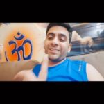 Ashok H Choudhury Instagram - जब ज़िंदगी के लिए ज़िंदगी दावँ पे लगती है ना तब जा के मिलती है #waahzindagi #relization #lifejourney #selfreminder #selfmotivation #