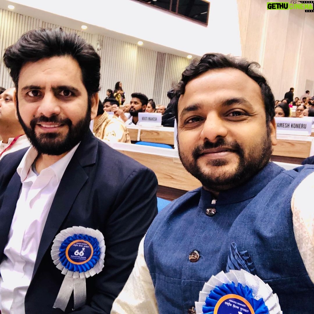 Ashok H Choudhury Instagram - We came together, We work together, We fight together, we Enjoy together We are Together We won together, Happy Birthday to National Award Winner Film Director #DineshSyadav @rumystic We wish you Happy healthy & successful life ahead. Keep rocking the industry ✊️ God Bless you.😇 @fanaaruh @paragchhabra.official