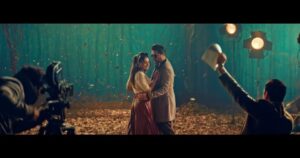 Asim Azhar Instagram - DARD IS OUT ❤️‍🩹❤️‍🩹❤️‍🩹❤️‍🩹❤️‍🩹 ITS YOURS. 😍 

Dard mera tu hai, dil tujhe chahta kyun hai❤️‍🩹 (link in bio)

@durefishans @kunaalvermaa @yasirjaswal