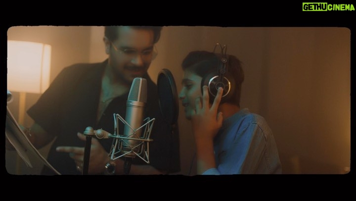 Asim Azhar - 280.3K Likes - #1 MUSIC VIDEO IN THE COUNTRY RIGHT NOW! You guys did this. Thank you for all the love. ♥️♥️♥️