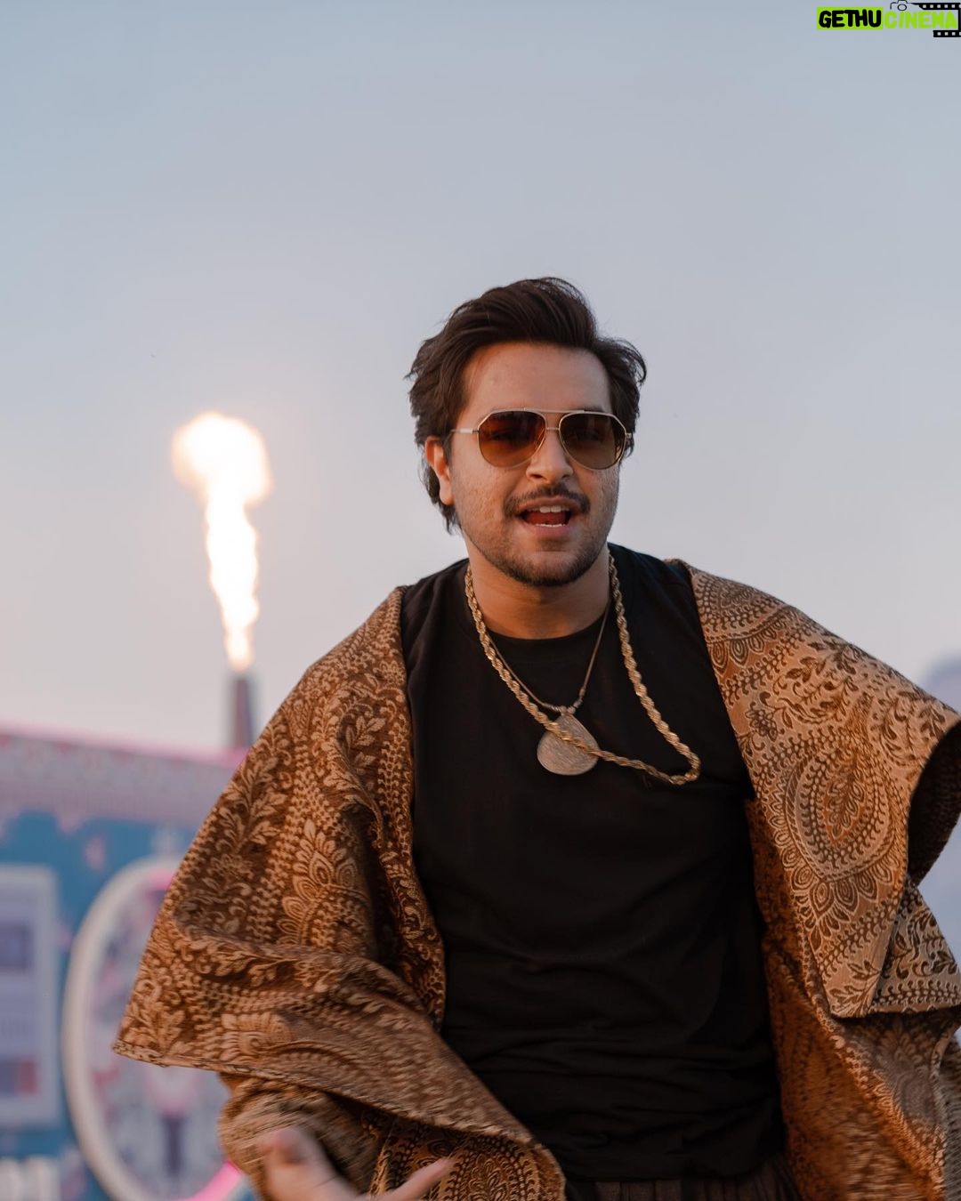 Asim Azhar - 314.9K Likes - This week was awesome. 🙏🏽💗
• wrote & sung @thepsl official anthem ✅
• performed at the opening of the biggest event in 🇵🇰
• wrote, composed & sung the @karachikingsary official anthem 💙
