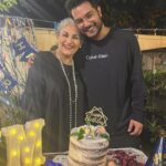 Asim Azhar Instagram - Best. birthday. ever. 💗🎂🎉🎈