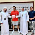 Asim Azhar Instagram - Pakistan ke baad agar koi jaga ghar lagti hai tou wo 🇦🇪 hai, and now i can officially call it my second home 💚 So honoured to receive my Golden Visa. Thank you @gdrfadubai & special thanks to my bro @muhammadmoazzamqureshi1 ❤️ Dubai, United Arab Emirates