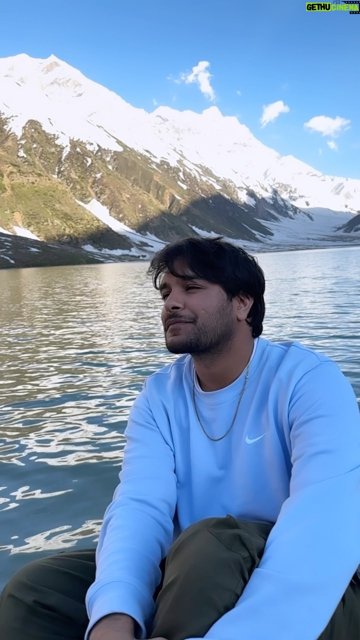 Asim Azhar Instagram - Sukoon 🏔️✨ Saif-Ul-Malook