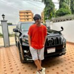 Asim Azhar Instagram - Alhamdulillah for everything. 🙏🏽❤️ Sharing a little moment of happiness with you guys today. Thank you for making all my dreams come true. Please say MashaAllah 😋 #newride