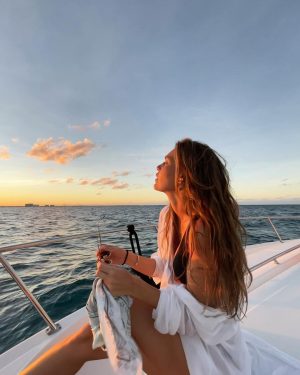 Aslı Enver Instagram - 🦥🤎