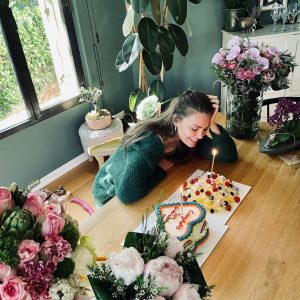 Aslı Enver Instagram - 2020’den 2021’e aradaki 7 farkı bulunuz :)
