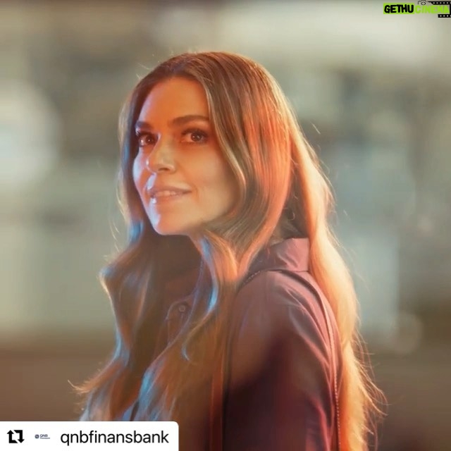 Aslı Enver Instagram - @qnbfinansbank 💜 #işbirliği