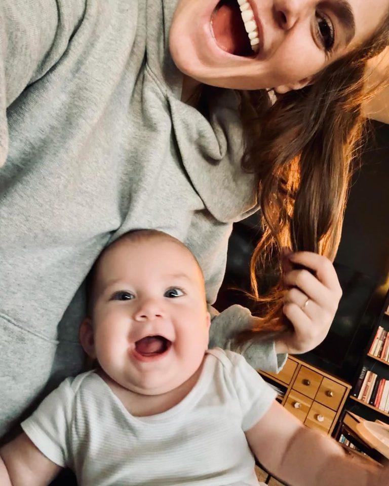 Aslı Enver Instagram - Elay, Laylay, Eloş, Elokko, Elo, Eloşka... Homemade happiness ❤️