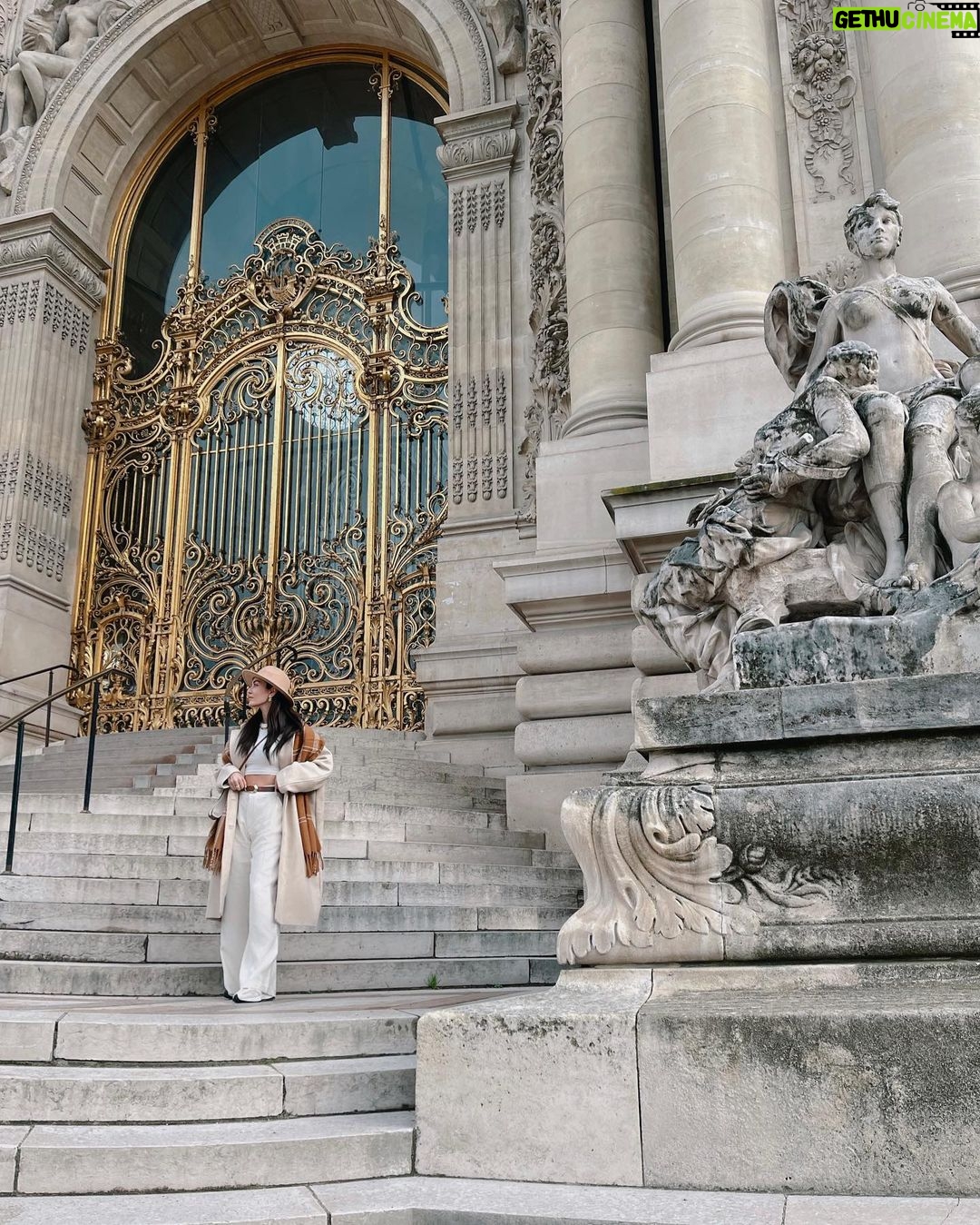 Aslıhan Güner Instagram - ✨🤍✨ Paris, France