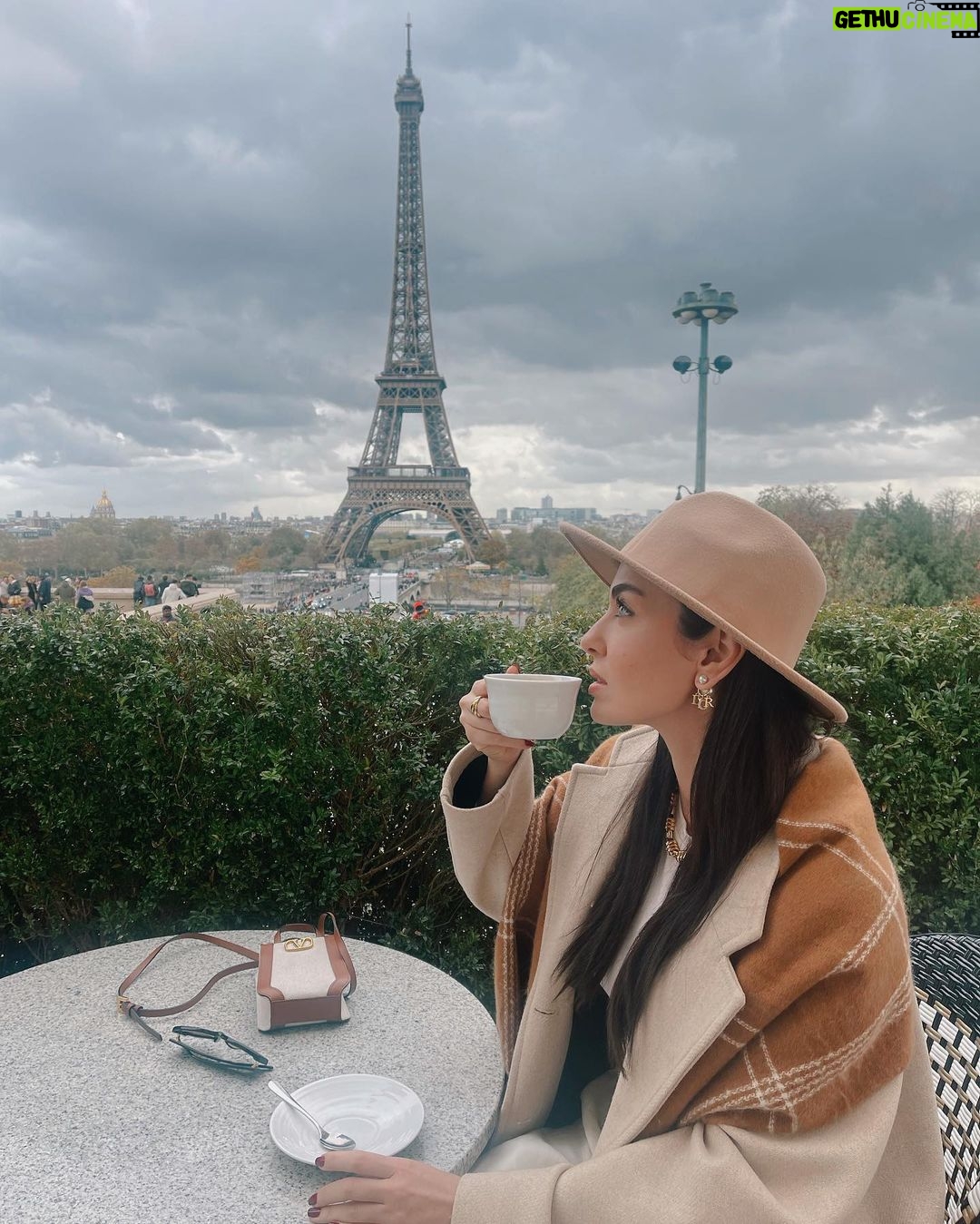 Aslıhan Güner Instagram - ✨🤍✨ Paris, France