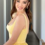 Aslıhan Güner Instagram – Like a princess 👸🏼💛