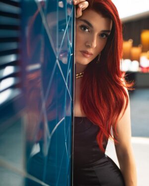 Aslıhan Güner Instagram - 2021 🌓

Fotoğraf: @cemtalu 
Makyaj: @alevkaya 
Saç: @mutluahmet.sinan 
Styling: @yukselozgur