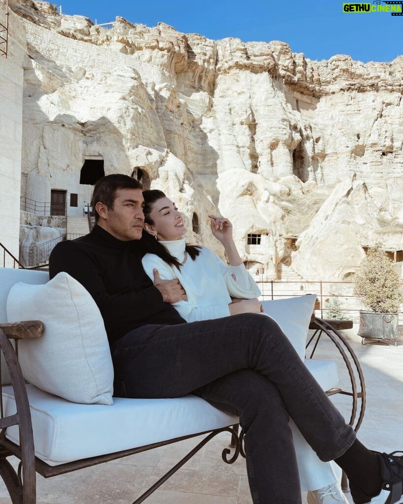 Aslıhan Güner Instagram - Canmânâ.. 🕊 @mertkilic76 🤍 Cappadocia / Kapadokya