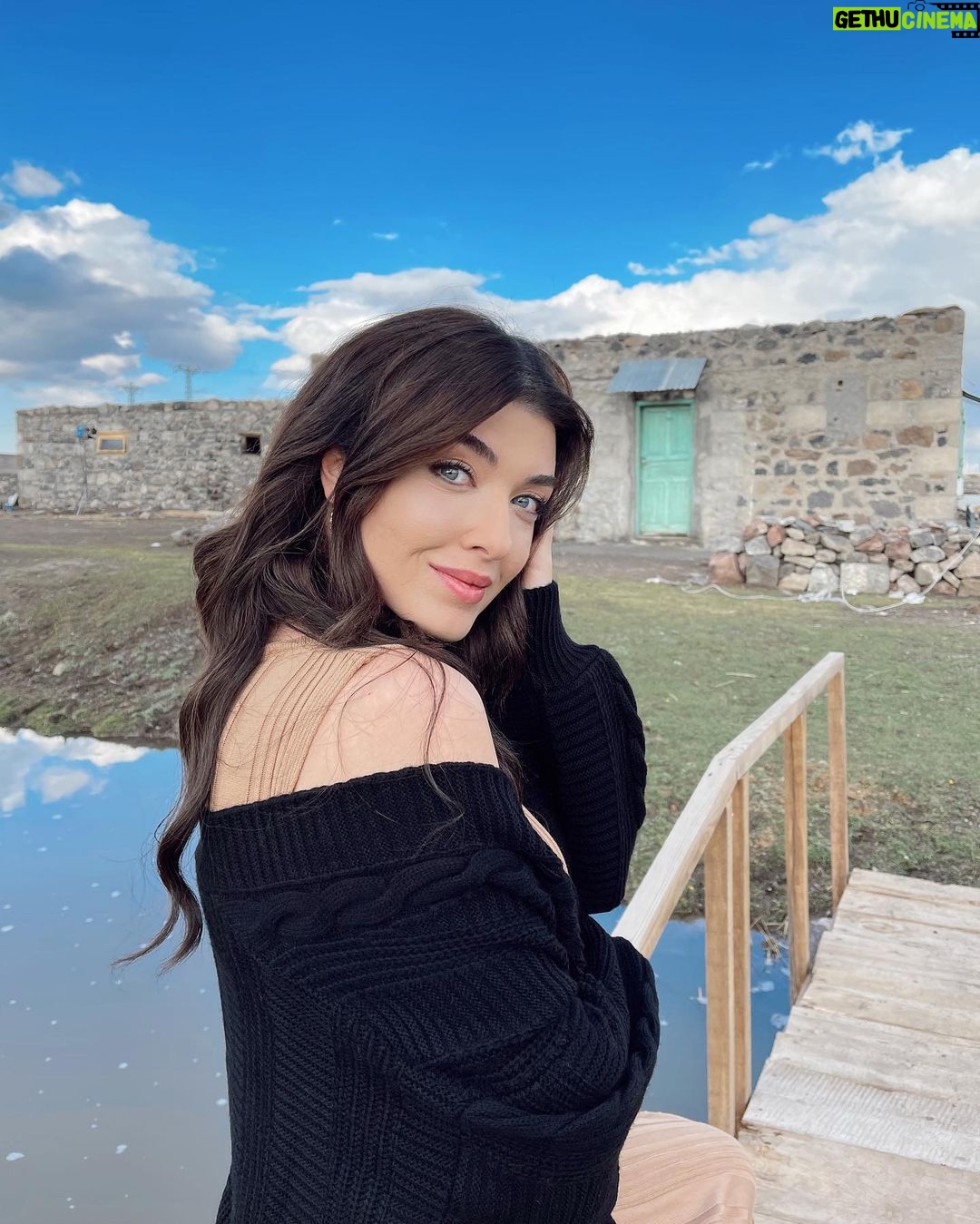 Aslıhan Güner - 383.5K Likes - 🌬💙
Biriktirilen güzel anılara..