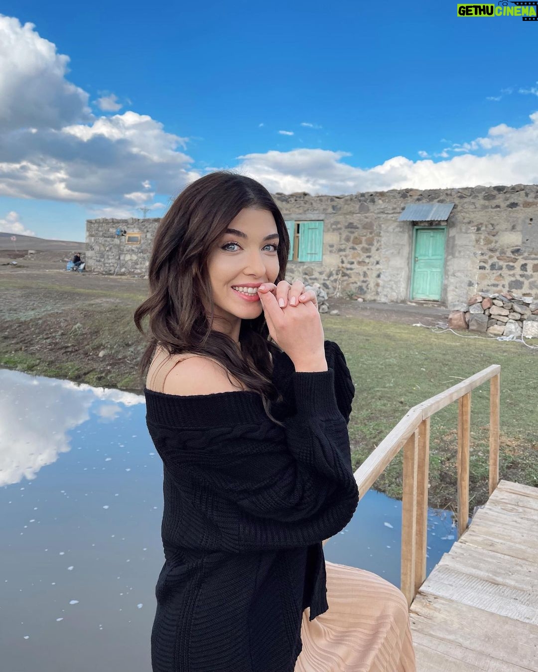 Aslıhan Güner - 383.5K Likes - 🌬💙
Biriktirilen güzel anılara..