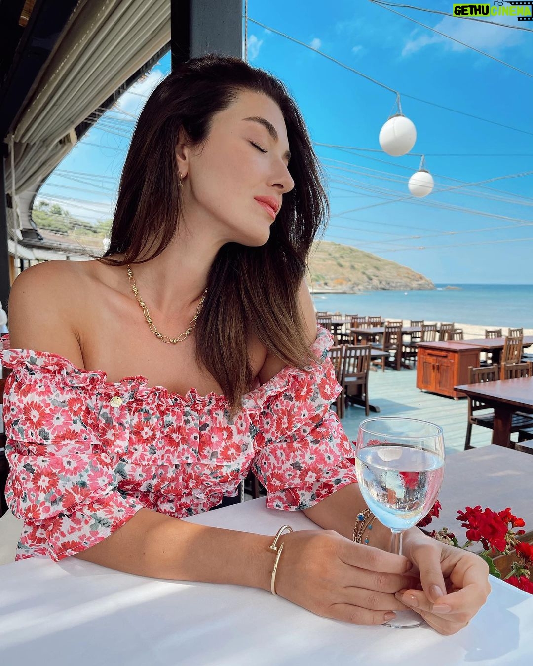 Aslıhan Güner - 326.6K Likes - 🌸