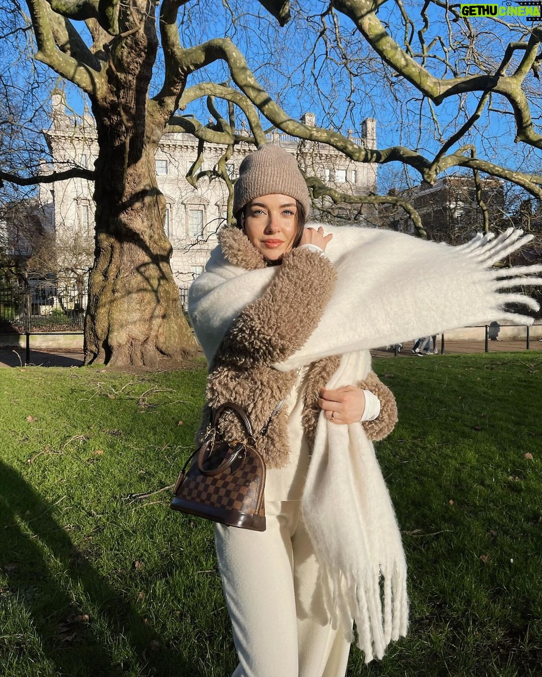 Aslıhan Güner Instagram - 🐿️ London, United Kingdom