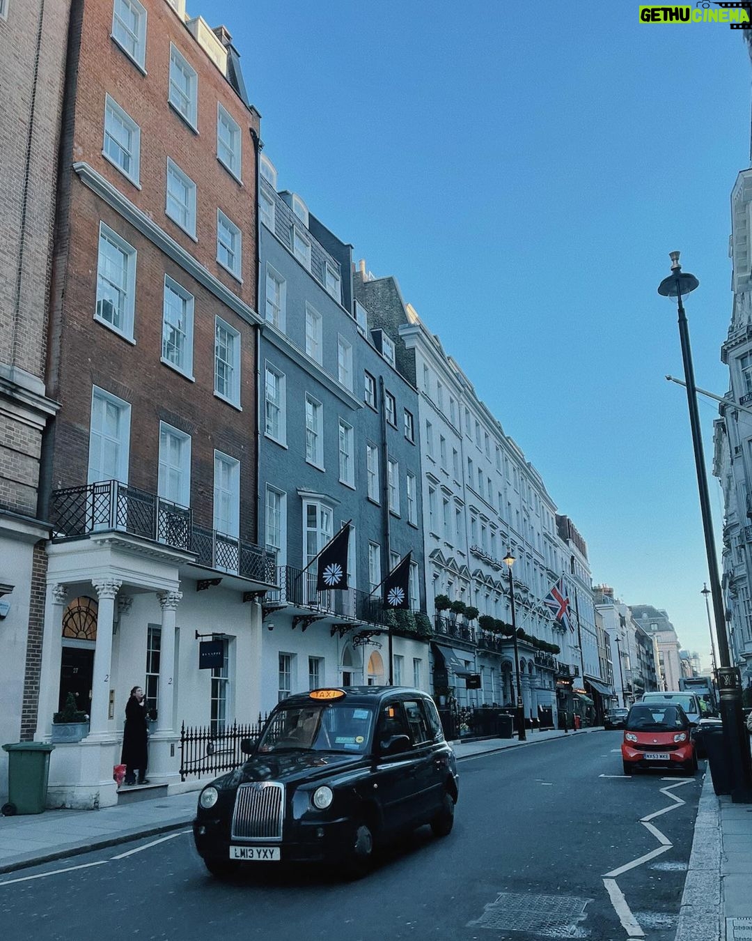Aslıhan Güner Instagram - 🤍 London, United Kingdom