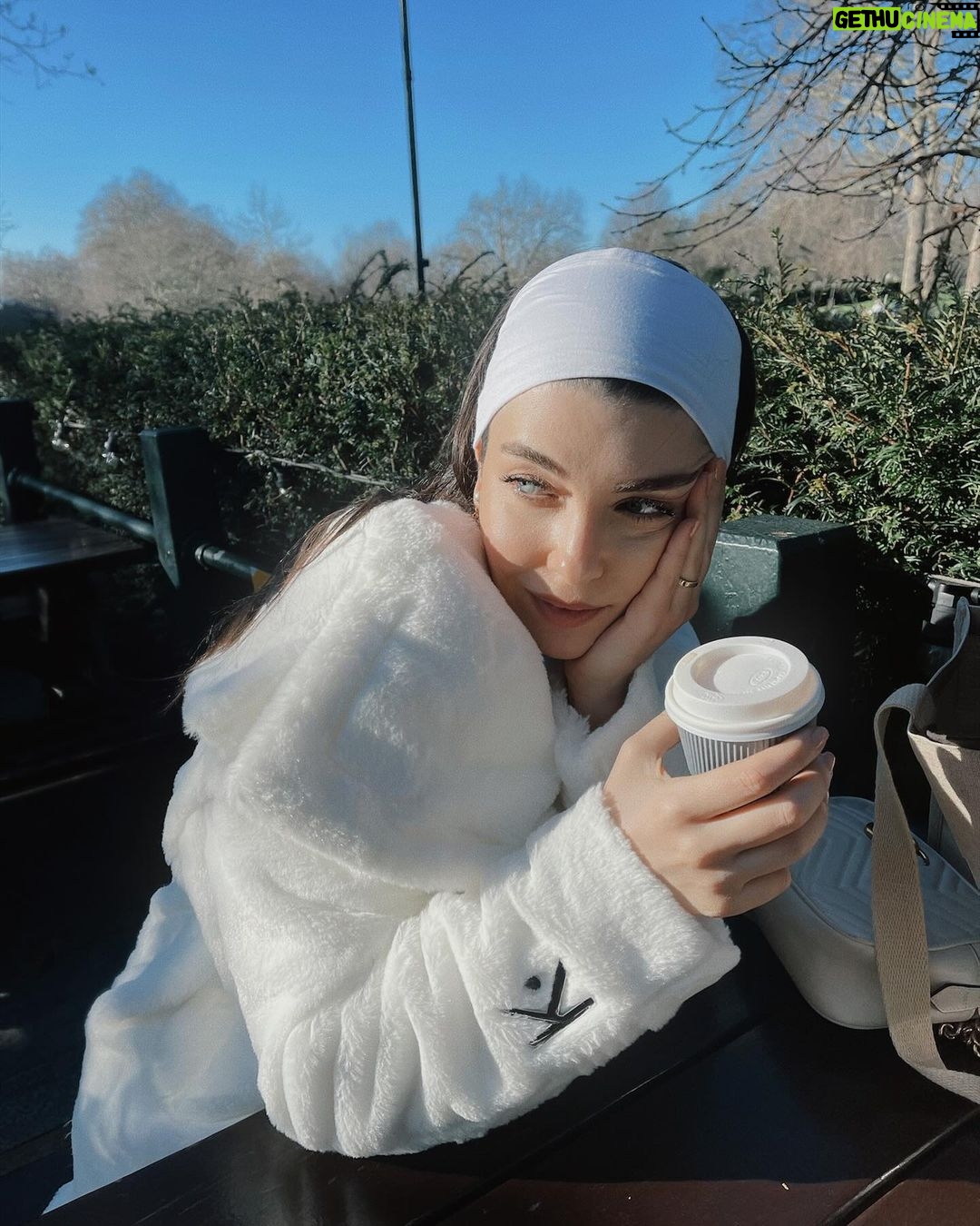 Aslıhan Güner Instagram - 🤍 London, United Kingdom